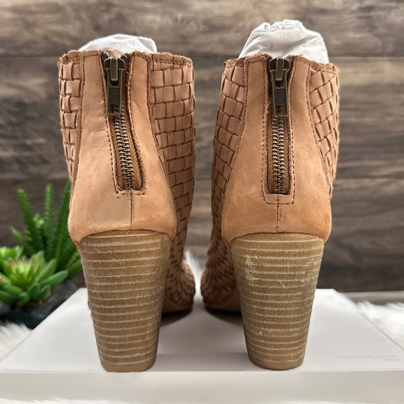 NIB Sbicca Parkman Woven Leather Cone Heel Shooties Ankle Booties Boots Tan 8 - Picture 8 of 13